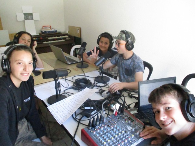 Jur’Ado la web radio de l’Accueil Jeune